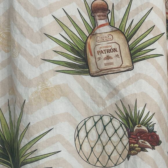 Simply Perfect Patron Tequila Hawaiian Button Down Shirt Mens Large Alcohol - Picture 3 of 11
